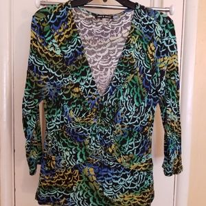 Flattering top Cable and Gauge sz L
